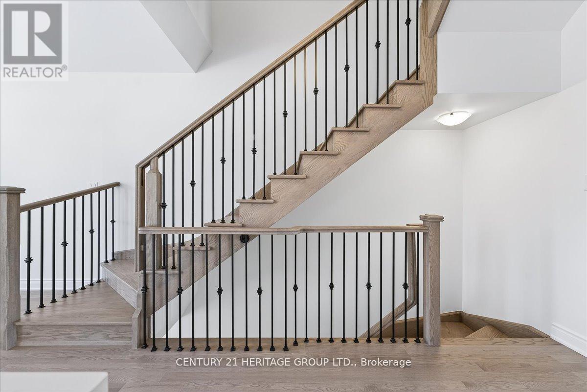 6 Elgin Court, Bradford West Gwillimbury, Ontario  L3Z 4R1 - Photo 30 - N12432212