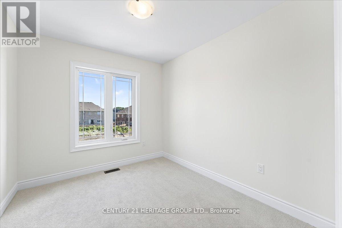 6 Elgin Court, Bradford West Gwillimbury, Ontario  L3Z 4R1 - Photo 33 - N12432212
