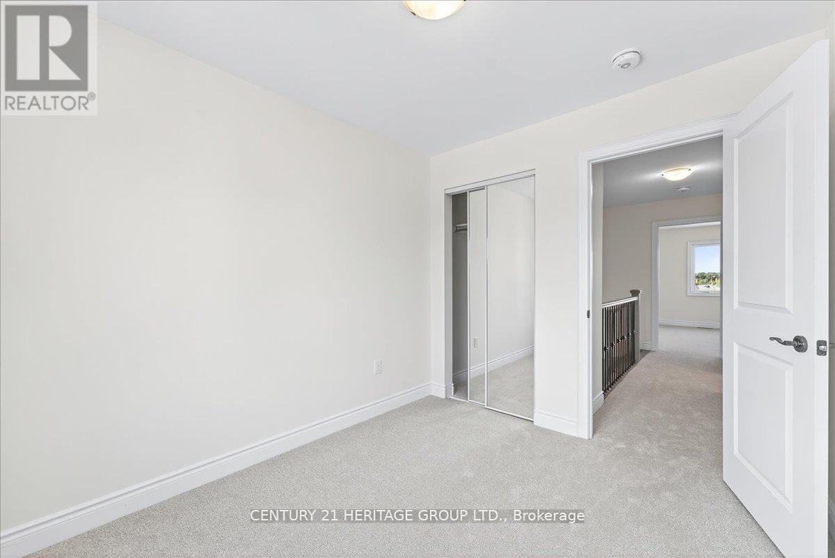 6 Elgin Court, Bradford West Gwillimbury, Ontario  L3Z 4R1 - Photo 38 - N12432212