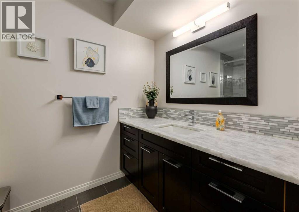 24 Silverado Saddle Court Sw, Calgary, Alberta  T2X 0J1 - Photo 35 - A2259849