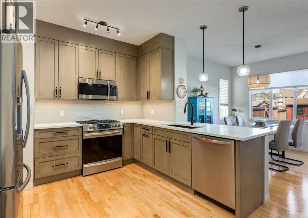 24 Silverado Saddle Court Sw, Calgary, Alberta  T2X 0J1 - Photo 3 - A2259849