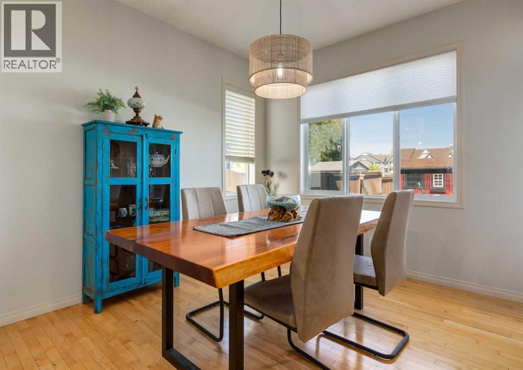 24 Silverado Saddle Court Sw, Calgary, Alberta  T2X 0J1 - Photo 5 - A2259849