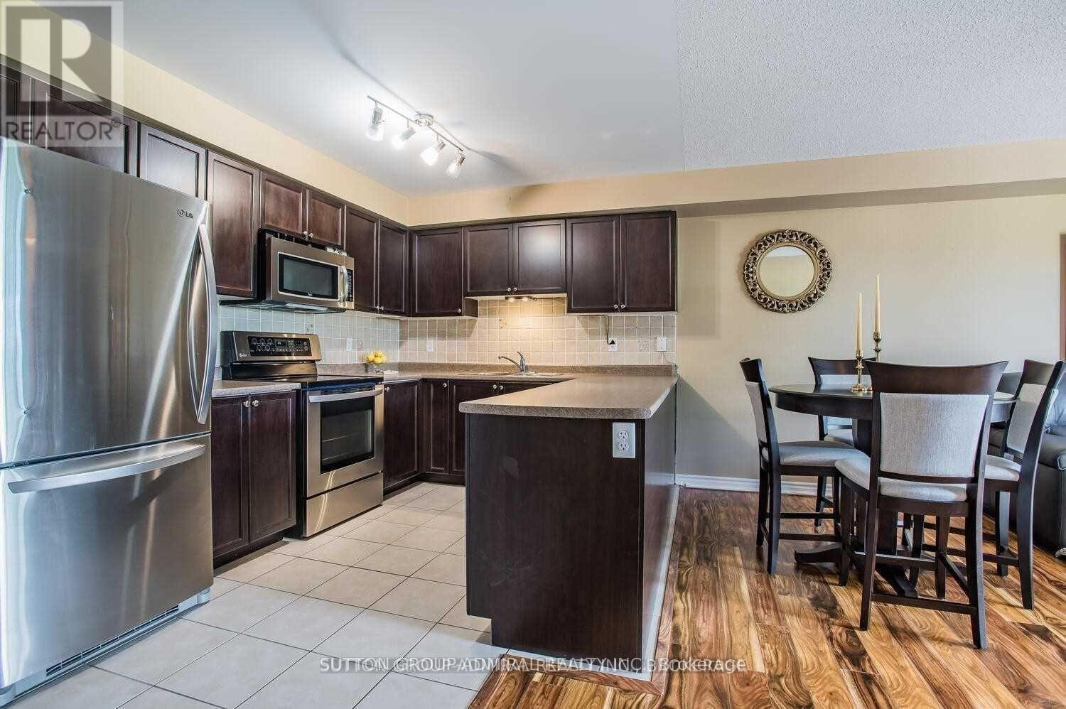 14 - 137 Sydenham Wells Road, Barrie, Ontario  L4M 0G7 - Photo 2 - S12432082