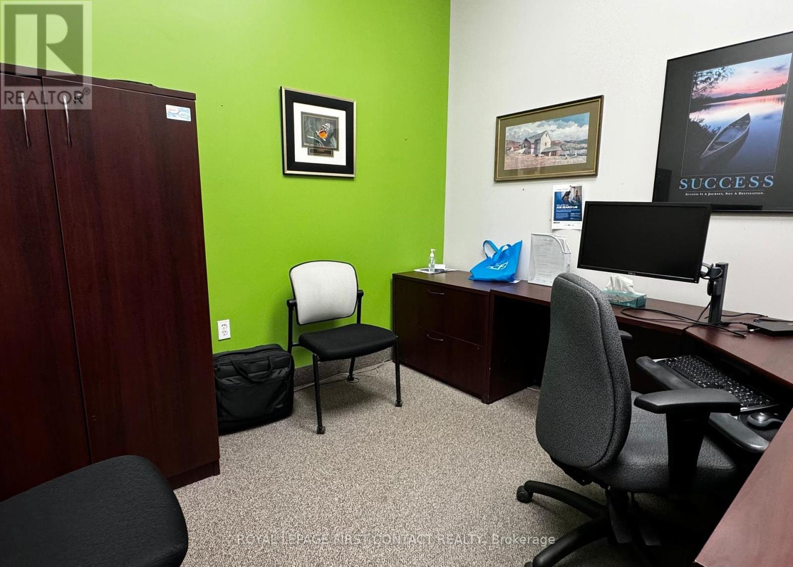 Ground Floor - 48 Collier Street, Barrie, Ontario  L4M 1G8 - Photo 13 - S12432104