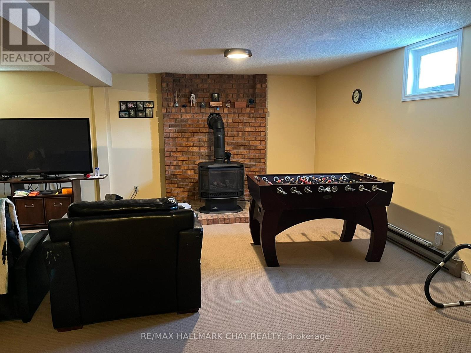 129 Rose Street, Barrie, Ontario  L4M 6C2 - Photo 9 - S12430504