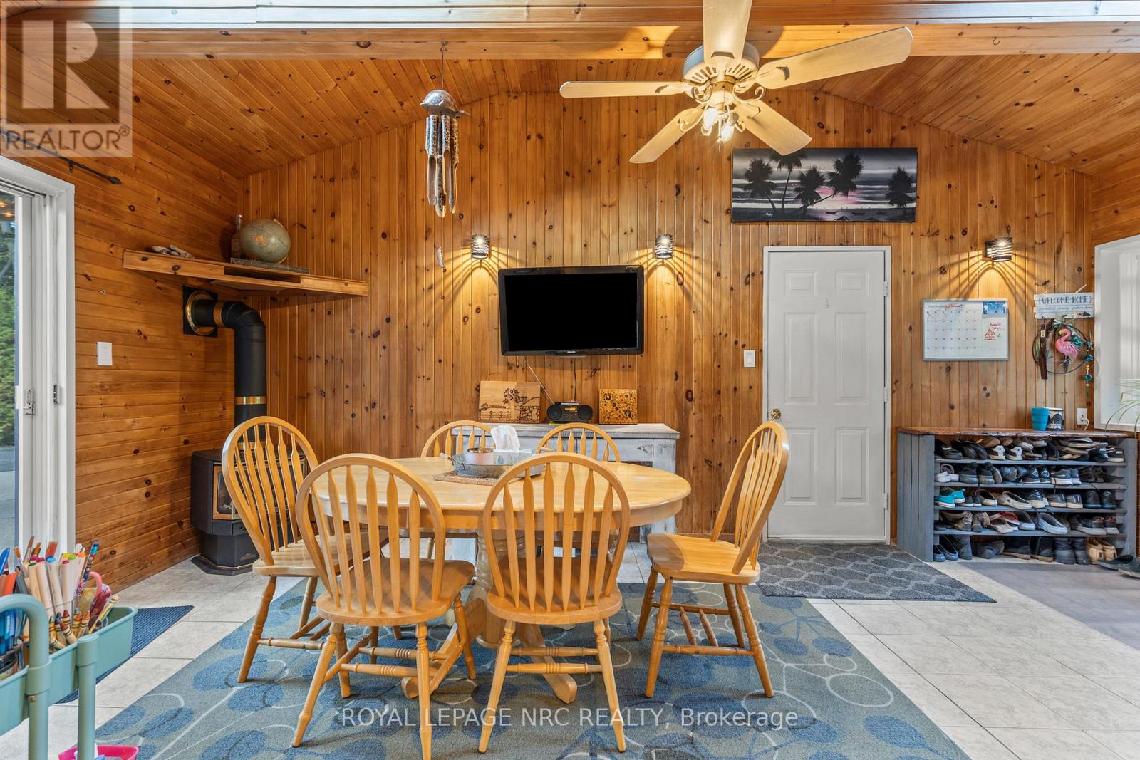 12028 Augustine Road, Wainfleet, Ontario  L0S 1V0 - Photo 19 - X12430232
