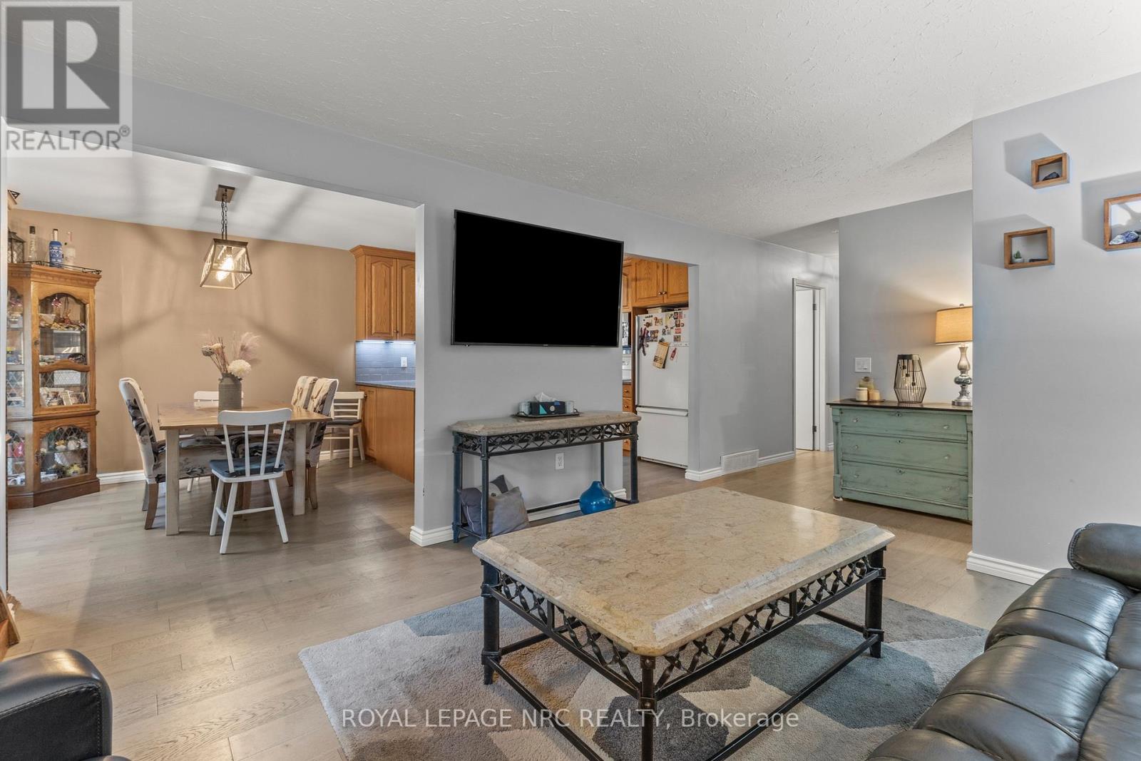 12028 Augustine Road, Wainfleet, Ontario  L0S 1V0 - Photo 7 - X12430232