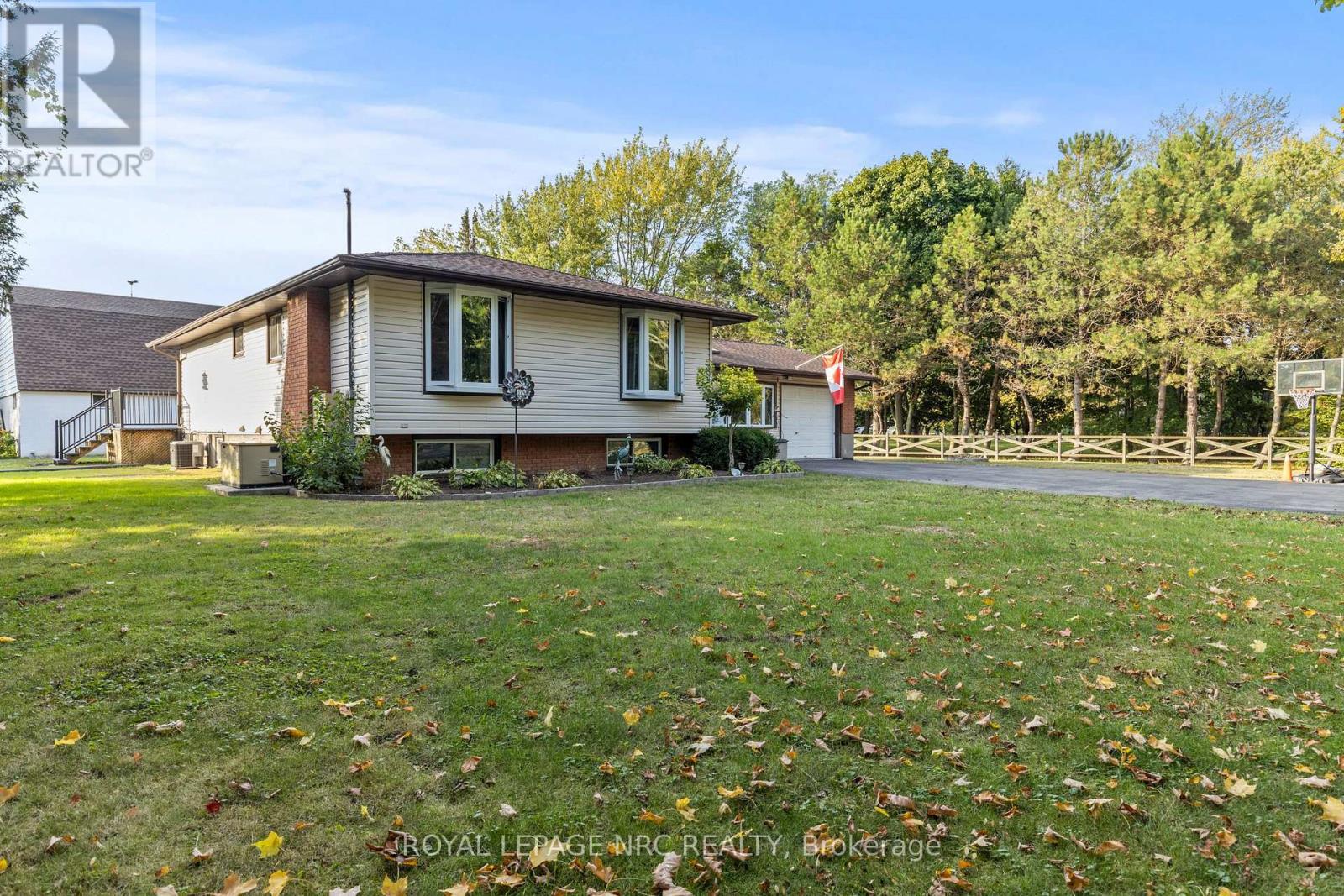 12028 Augustine Road, Wainfleet, Ontario  L0S 1V0 - Photo 3 - X12430232