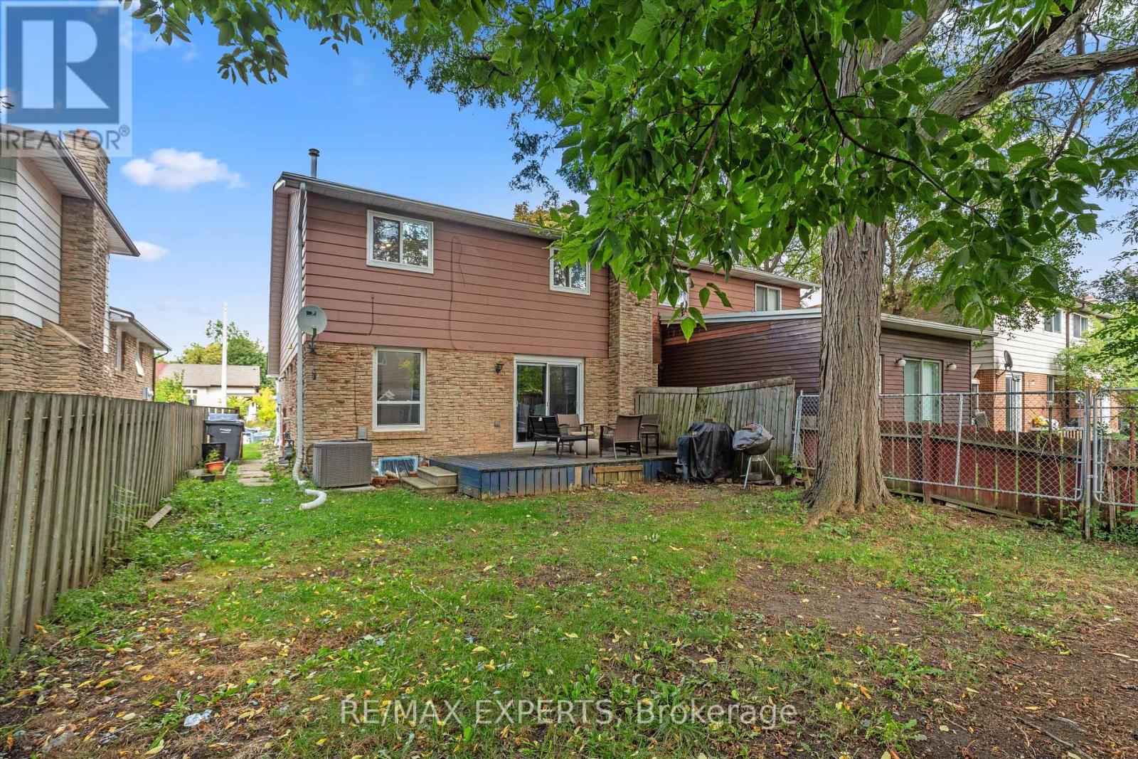 36 Nancy Mccredie Drive, Brampton, Ontario  L6X 2N5 - Photo 26 - W12432081