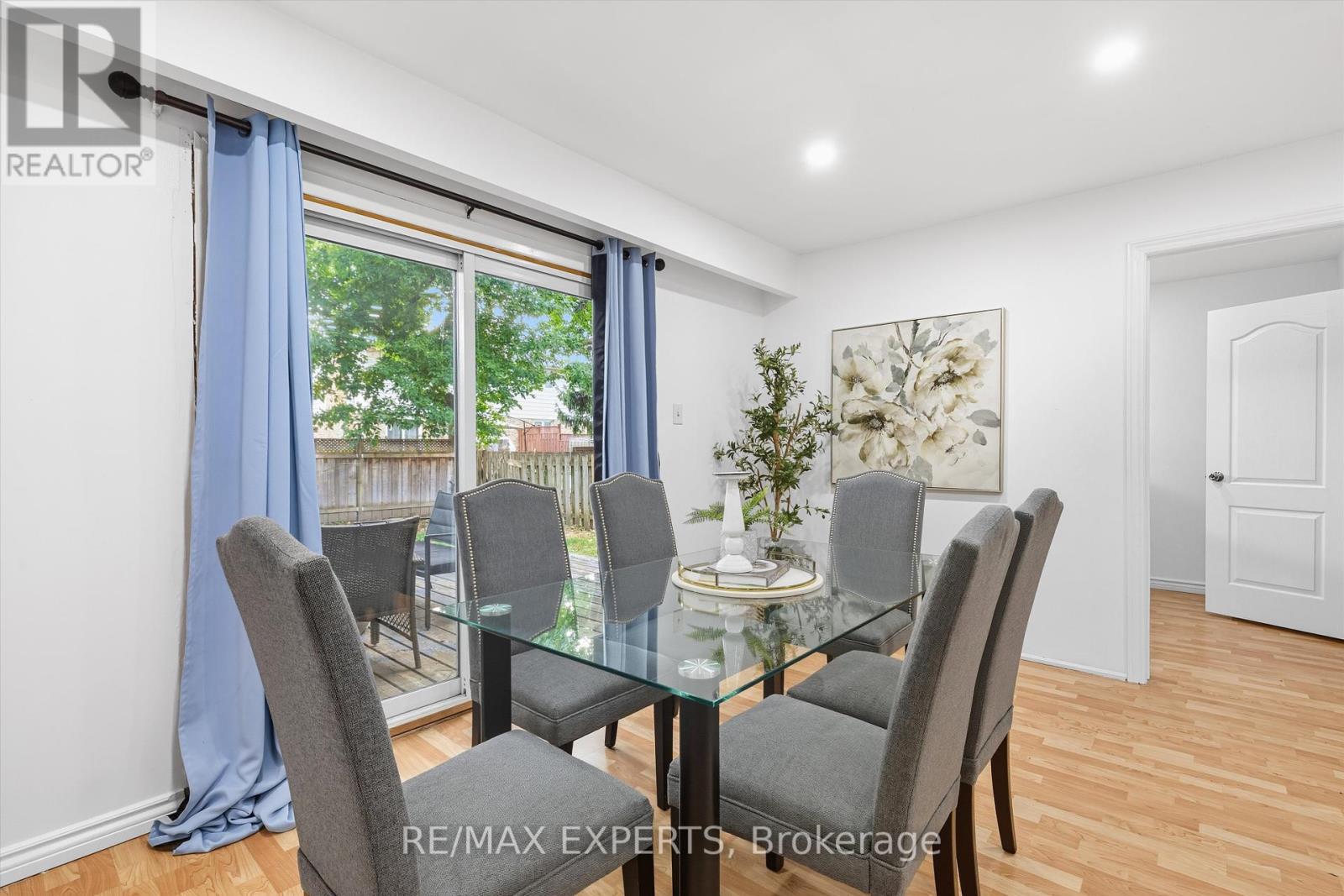 36 Nancy Mccredie Drive, Brampton, Ontario  L6X 2N5 - Photo 6 - W12432081