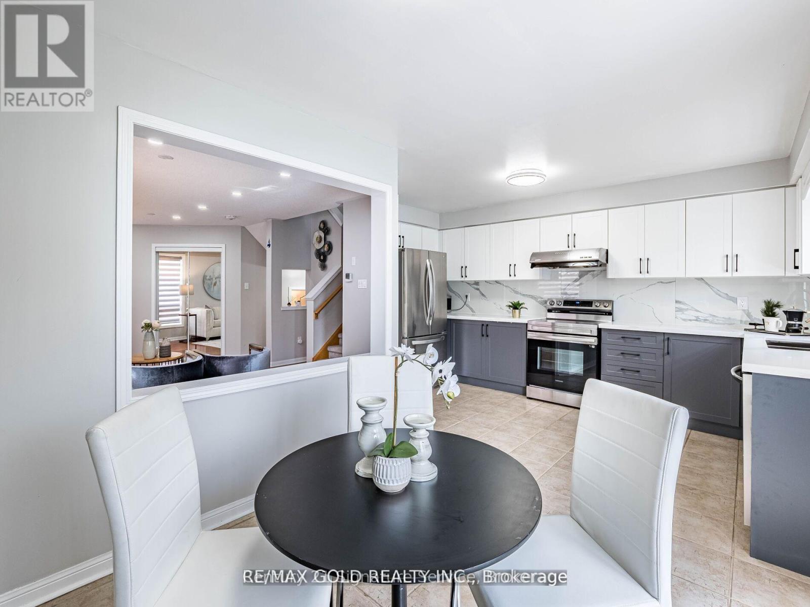 Upper - 7 Dunlop Court, Brampton, Ontario  L6X 4Z8 - Photo 15 - W12432085