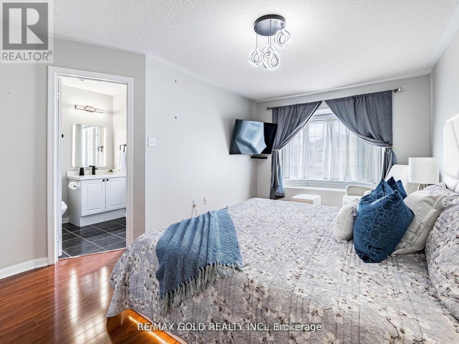 Upper - 7 Dunlop Court, Brampton, Ontario  L6X 4Z8 - Photo 19 - W12432085