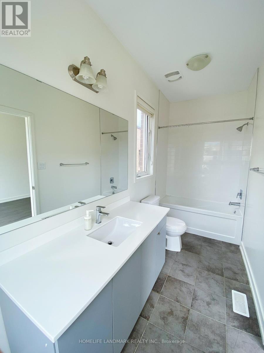 172 Squire Crescent, Oakville, Ontario  L6H 0L7 - Photo 13 - W12432087
