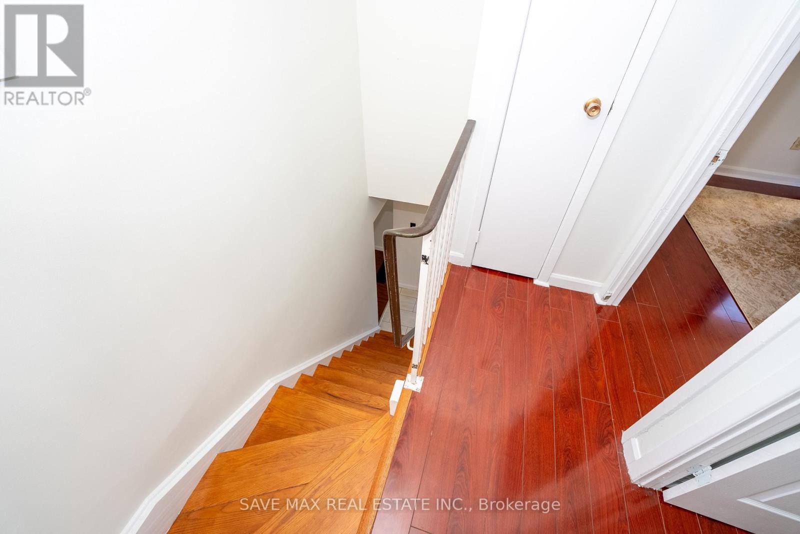 28 Gailwood Court, Brampton, Ontario  L6S 2E2 - Photo 25 - W12432090