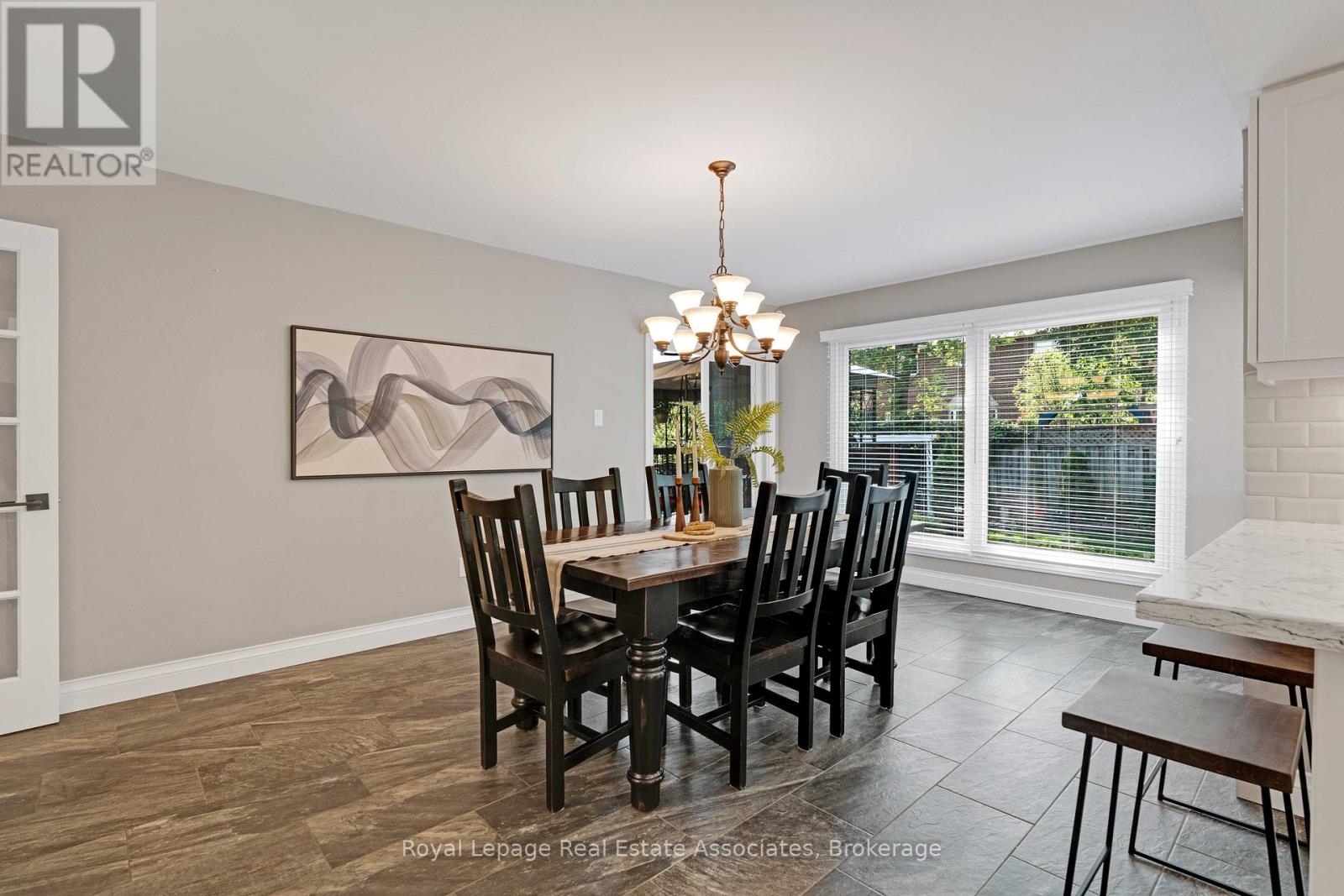 1202 Monks Passage, Oakville, Ontario  L6M 1M2 - Photo 14 - W12432097