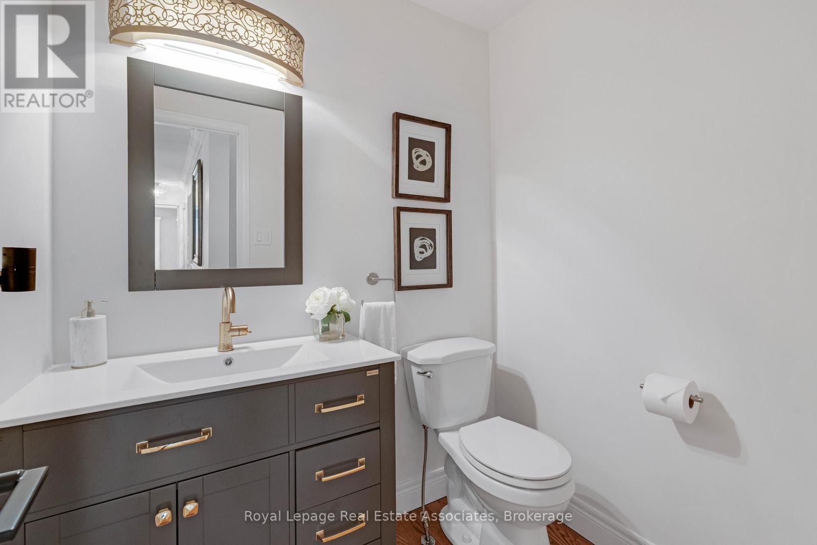 1202 Monks Passage, Oakville, Ontario  L6M 1M2 - Photo 21 - W12432097