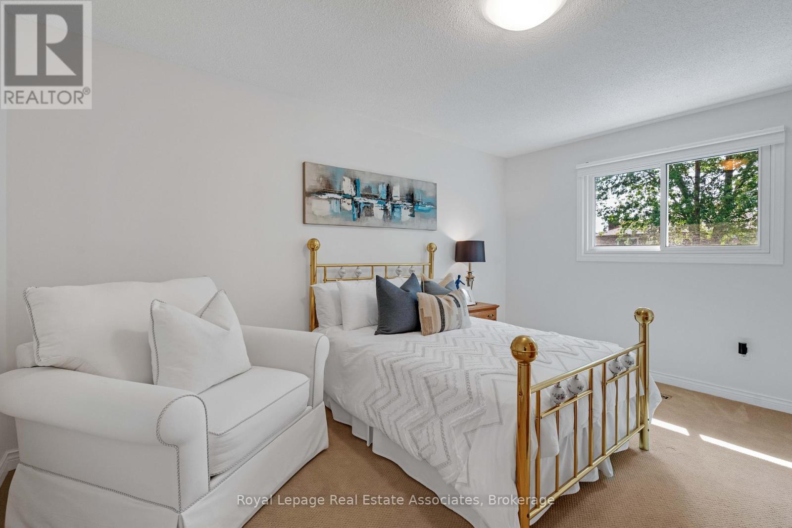 1202 Monks Passage, Oakville, Ontario  L6M 1M2 - Photo 27 - W12432097