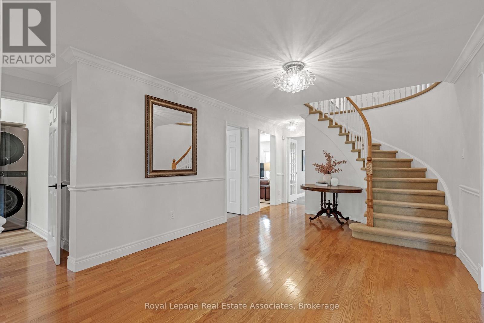 1202 Monks Passage, Oakville, Ontario  L6M 1M2 - Photo 5 - W12432097