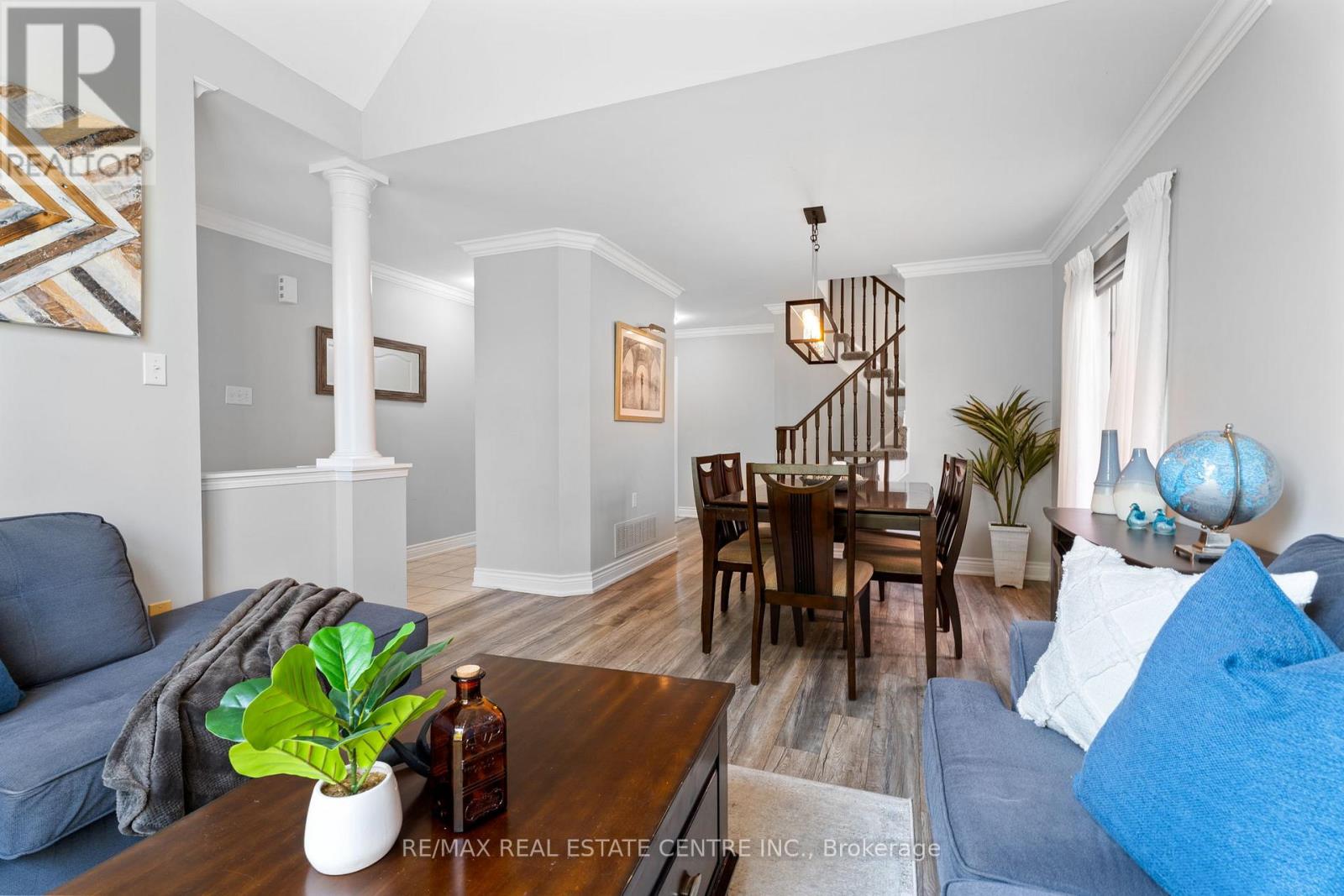 19 Mcnally Street, Halton Hills, Ontario  L7G 6B7 - Photo 16 - W12432158