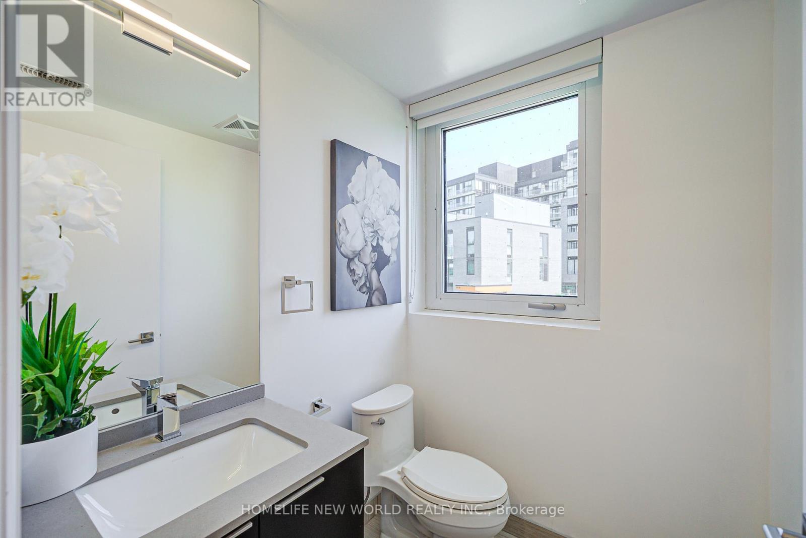 Th 18 - 10 Brin Drive, Toronto, Ontario  M8X 0B3 - Photo 10 - W12432162