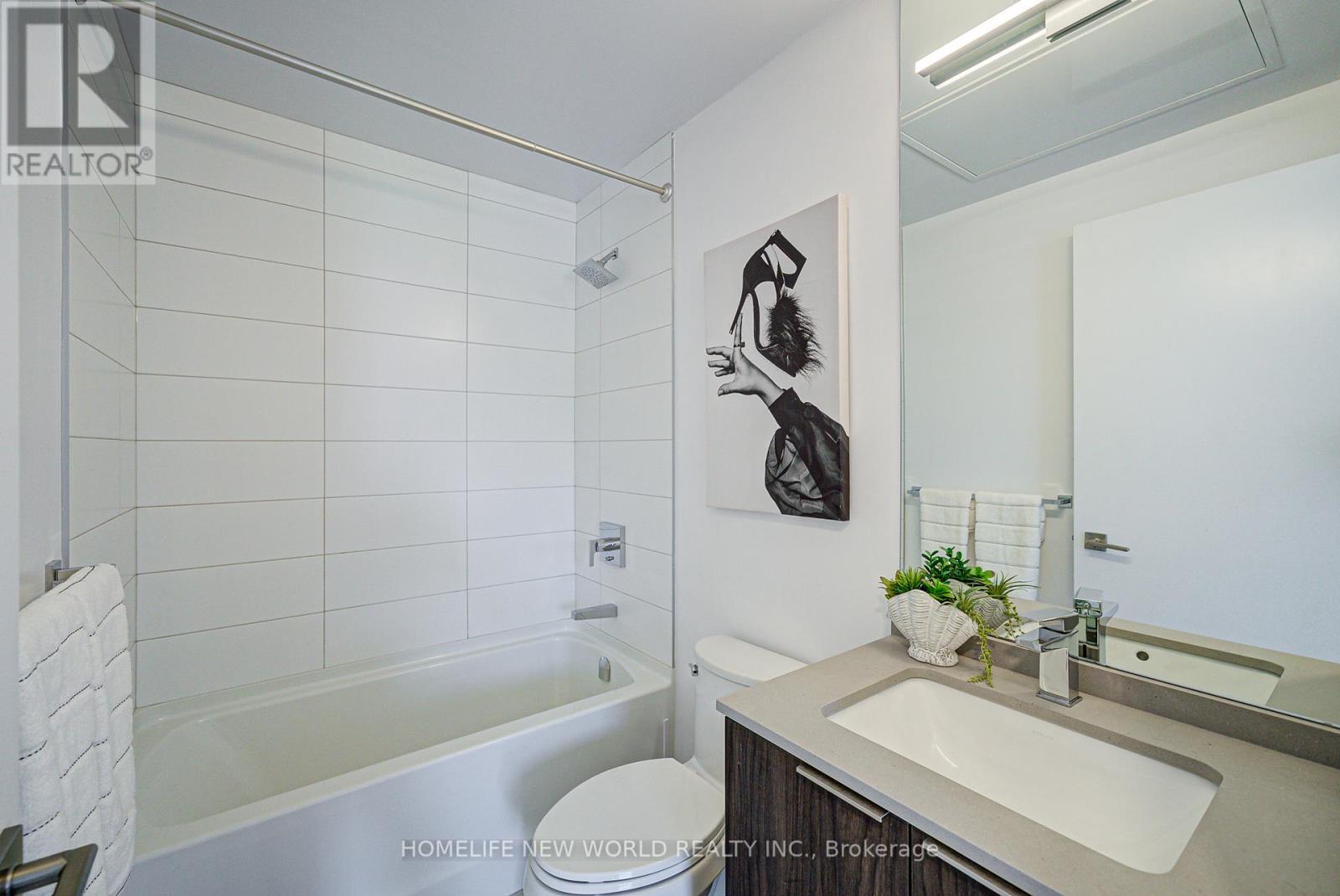 Th 18 - 10 Brin Drive, Toronto, Ontario  M8X 0B3 - Photo 11 - W12432162