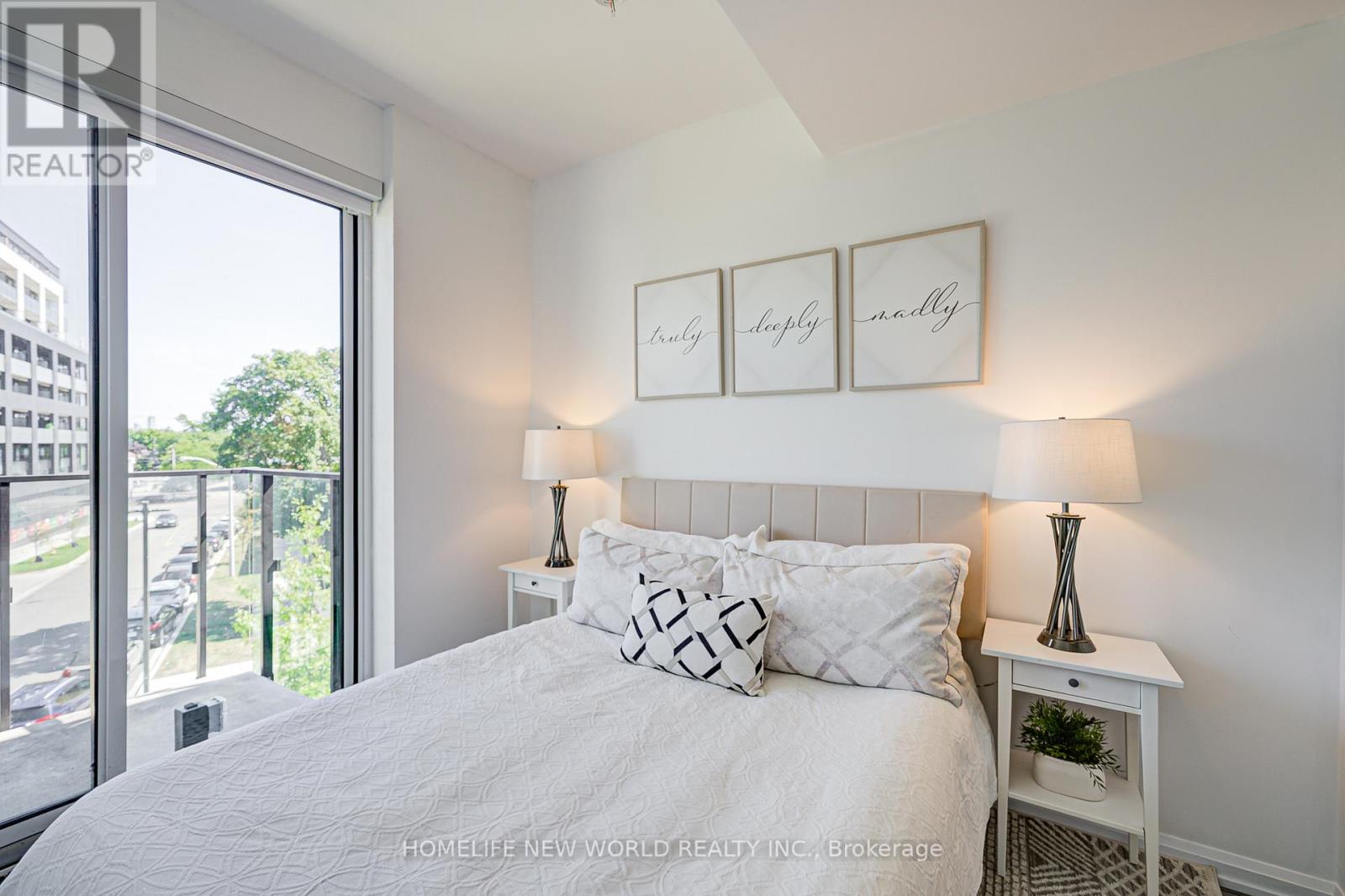 Th 18 - 10 Brin Drive, Toronto, Ontario  M8X 0B3 - Photo 15 - W12432162