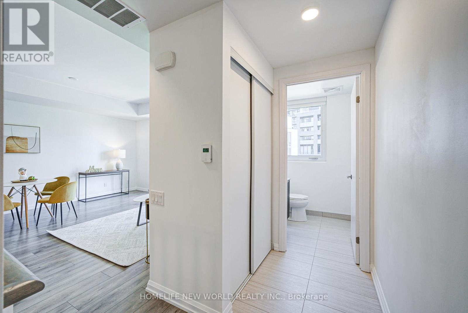 Th 18 - 10 Brin Drive, Toronto, Ontario  M8X 0B3 - Photo 9 - W12432162
