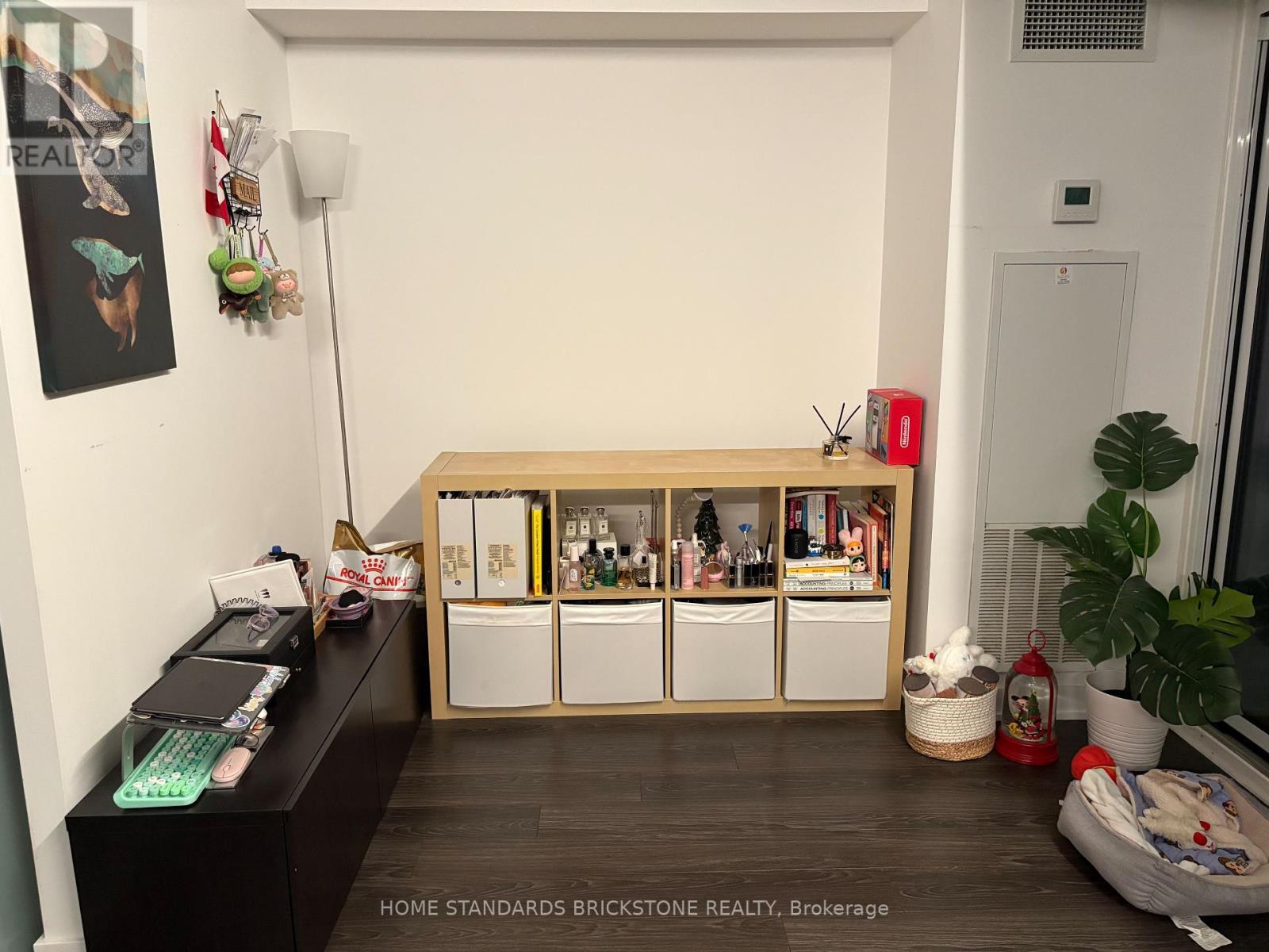 1001 - 160 Flemington Road, Toronto, Ontario  M6A 0A9 - Photo 2 - W12432167