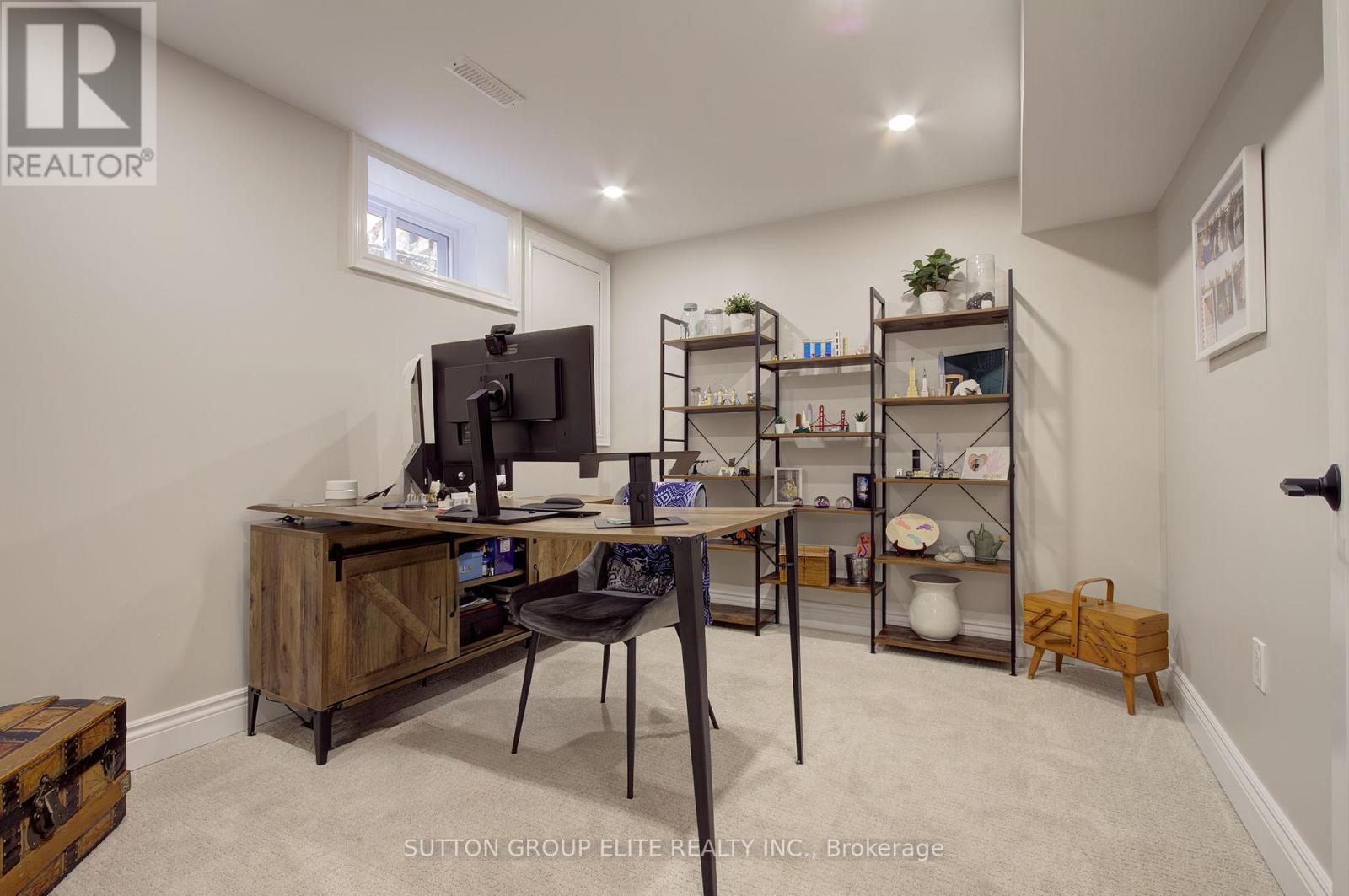 411 The Thicket, Mississauga, Ontario  L5G 4P6 - Photo 37 - W12432178