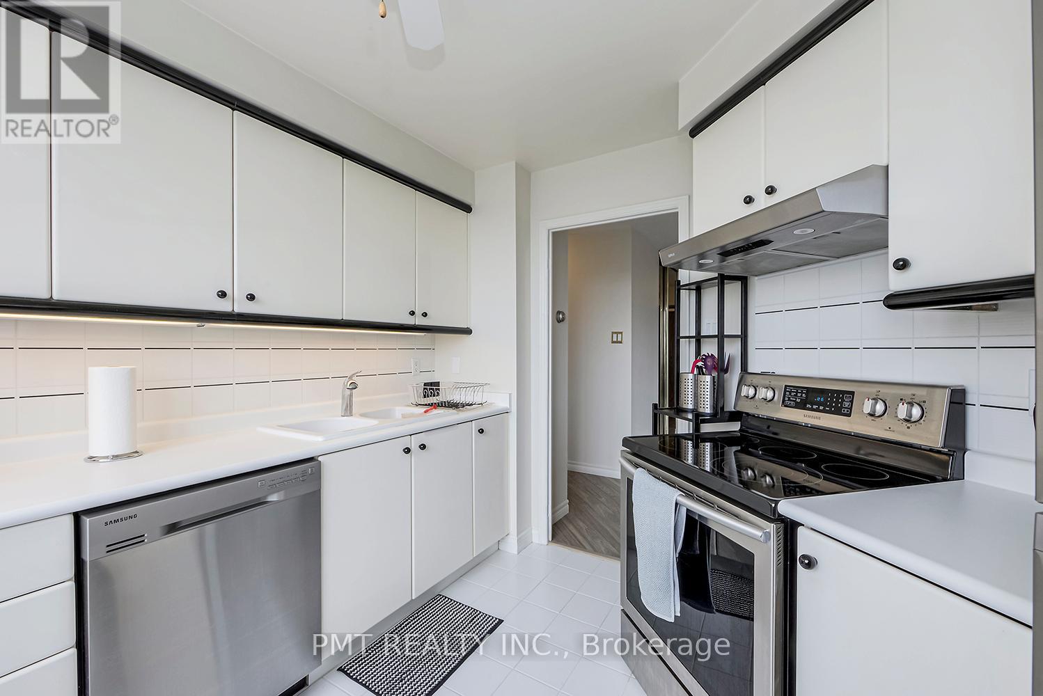2410 - 2285 Lake Shore Boulevard W, Toronto, Ontario  M8V 3X9 - Photo 19 - W12432187