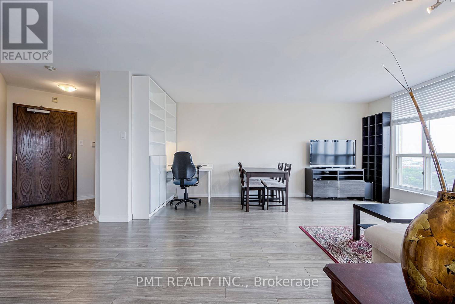 2410 - 2285 Lake Shore Boulevard W, Toronto, Ontario  M8V 3X9 - Photo 9 - W12432187