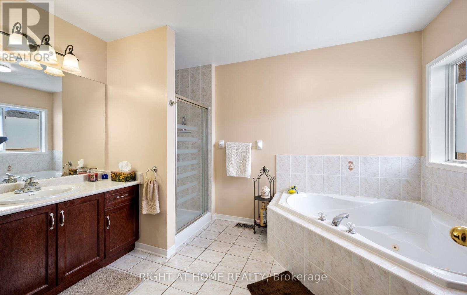 58 Knoll Haven Circle, Caledon, Ontario  L7E 2V5 - Photo 24 - W12432202