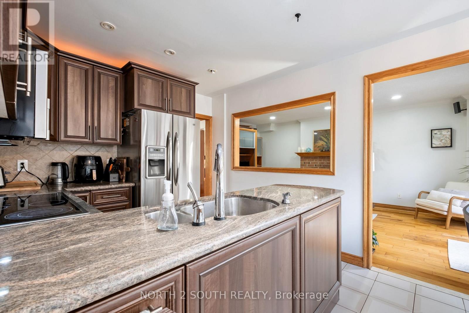 18 Mitchell Avenue, Brampton, Ontario  L6Z 1H3 - Photo 18 - W12432217