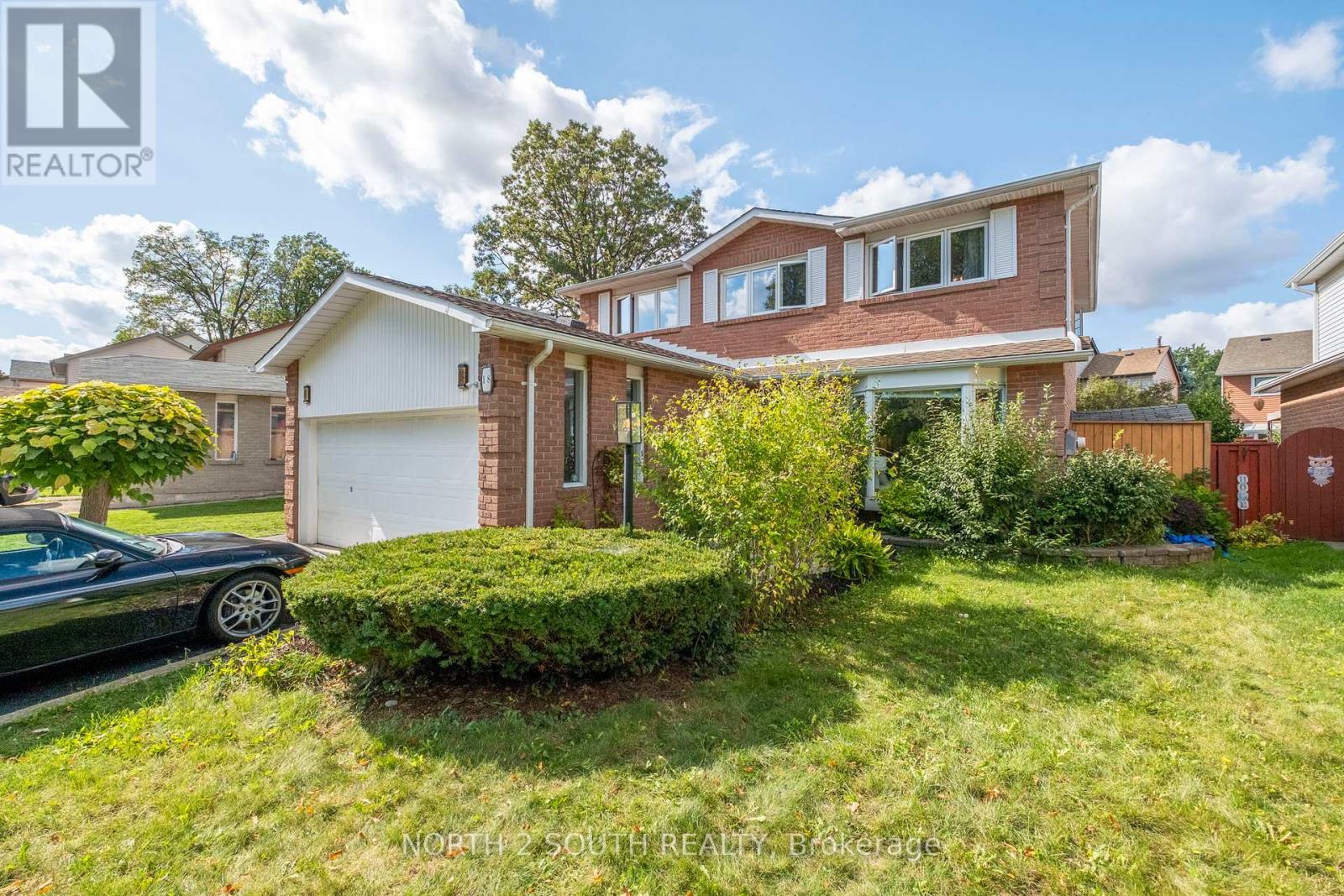 18 Mitchell Avenue, Brampton, Ontario  L6Z 1H3 - Photo 3 - W12432217