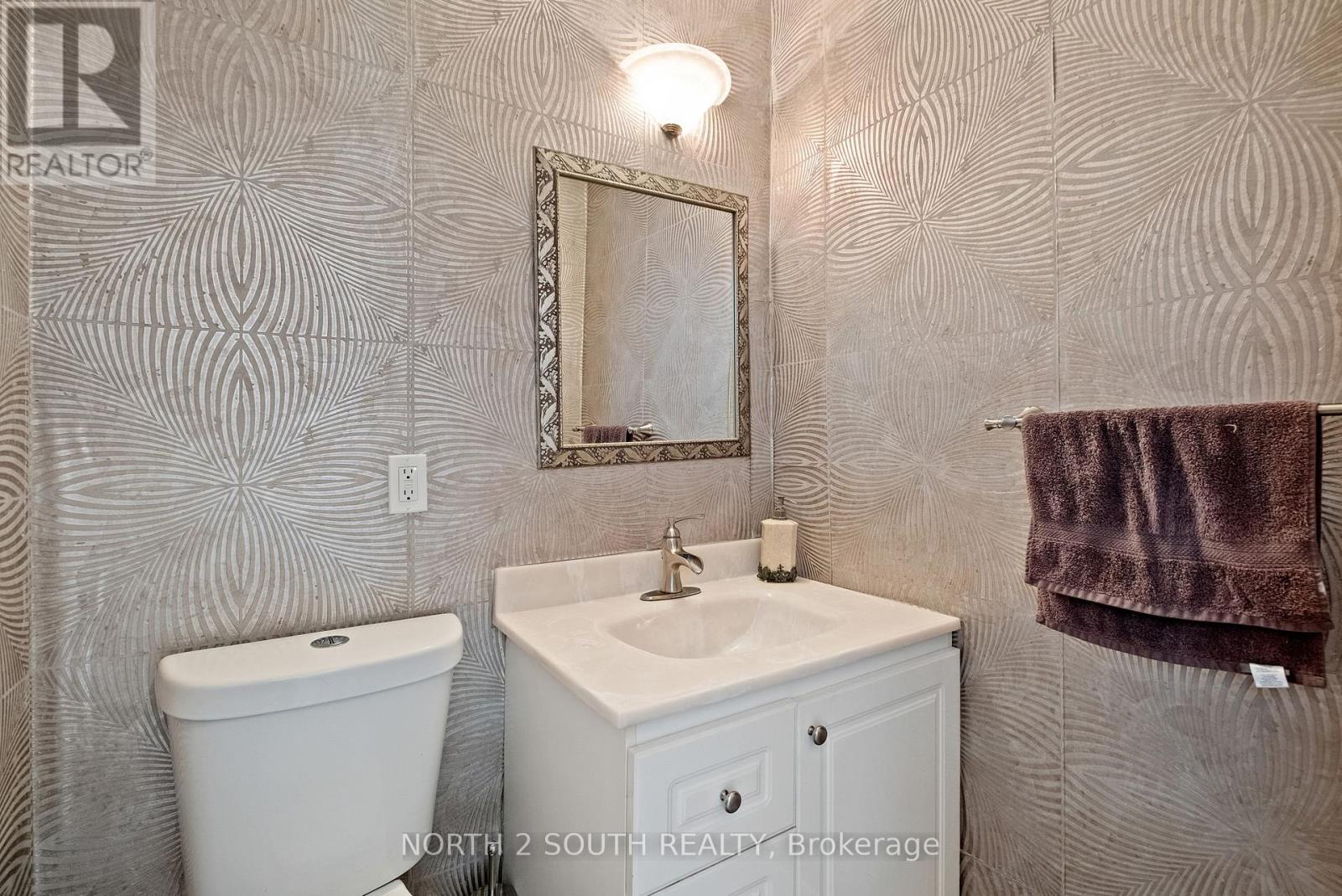 18 Mitchell Avenue, Brampton, Ontario  L6Z 1H3 - Photo 30 - W12432217