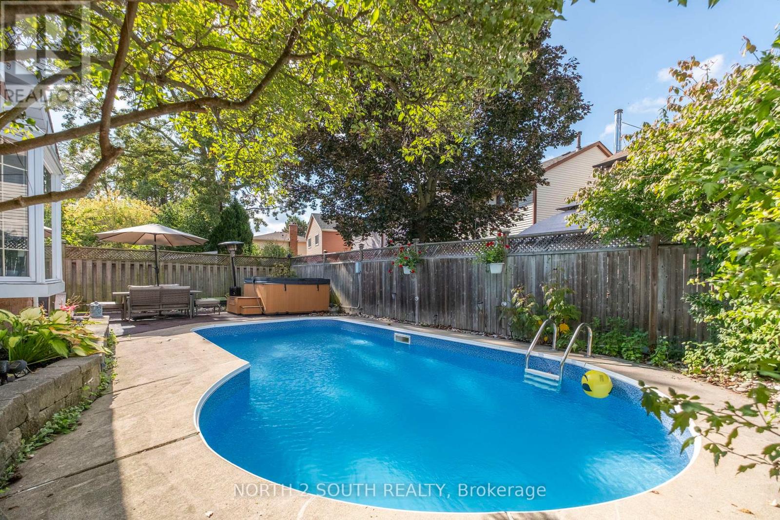 18 Mitchell Avenue, Brampton, Ontario  L6Z 1H3 - Photo 43 - W12432217