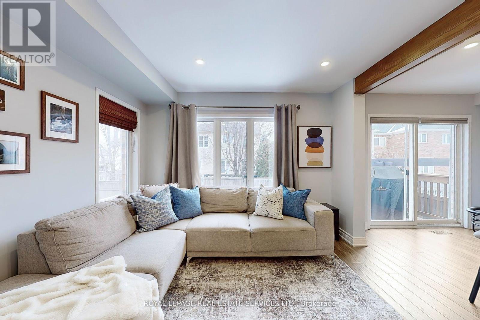 4830 Thomas Alton Boulevard, Burlington, Ontario  L7M 0J5 - Photo 6 - W12432229