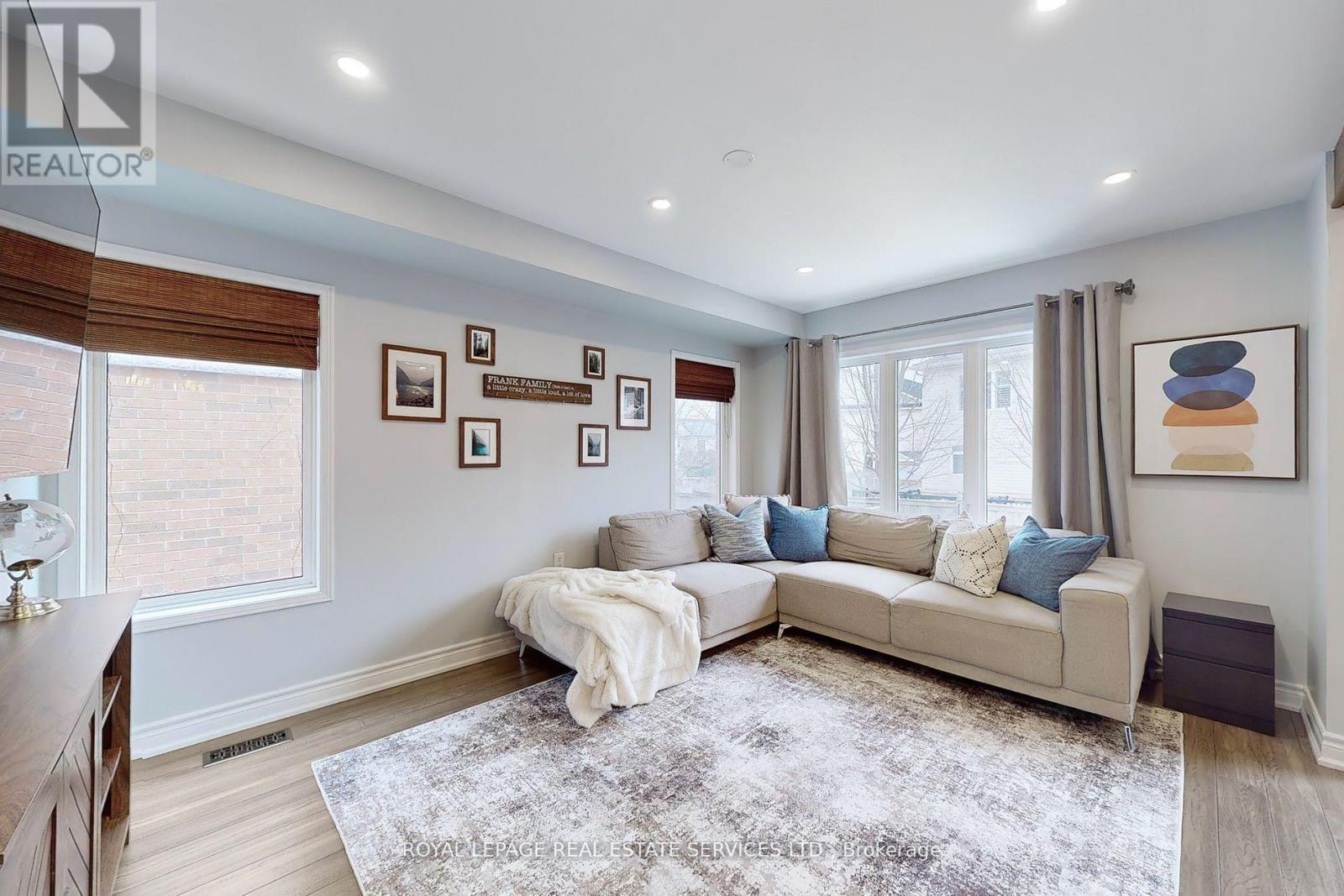 4830 Thomas Alton Boulevard, Burlington, Ontario  L7M 0J5 - Photo 7 - W12432229