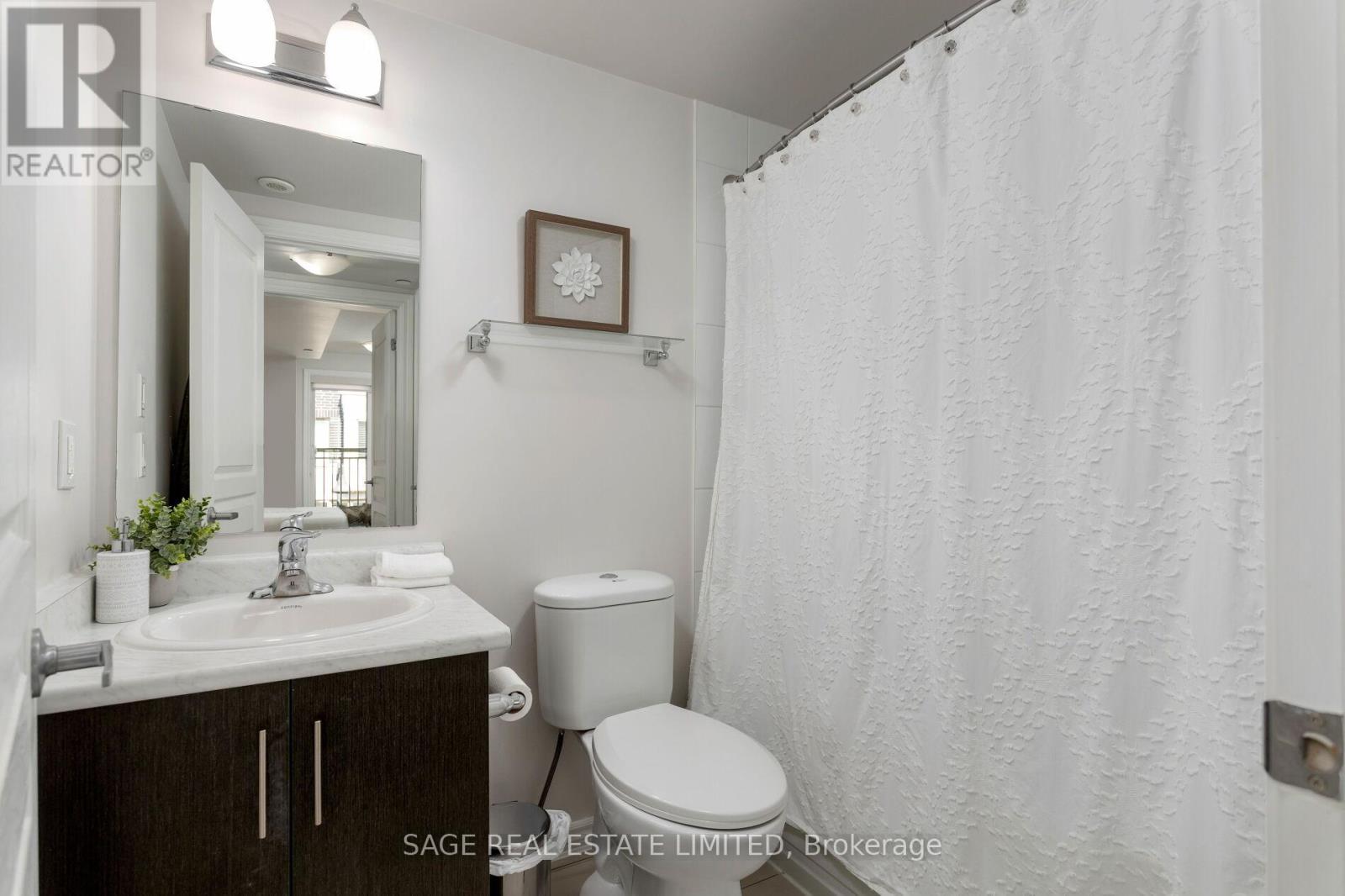 6 - 135 Long Branch Avenue, Toronto, Ontario  M8W 0A9 - Photo 21 - W12432236