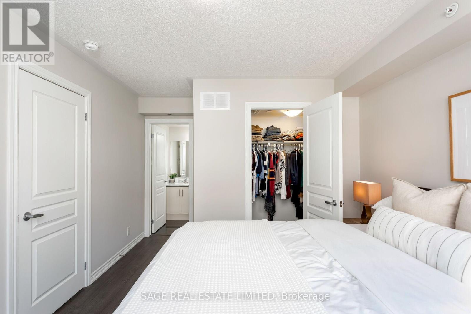 6 - 135 Long Branch Avenue, Toronto, Ontario  M8W 0A9 - Photo 30 - W12432236