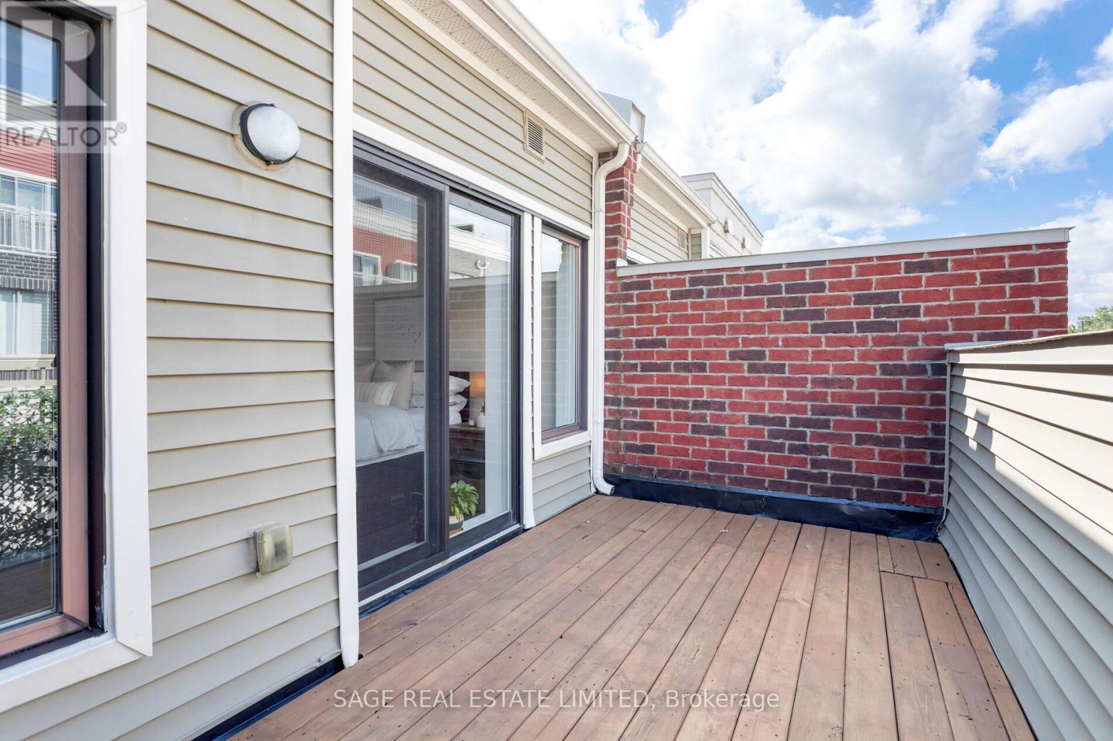 6 - 135 Long Branch Avenue, Toronto, Ontario  M8W 0A9 - Photo 32 - W12432236