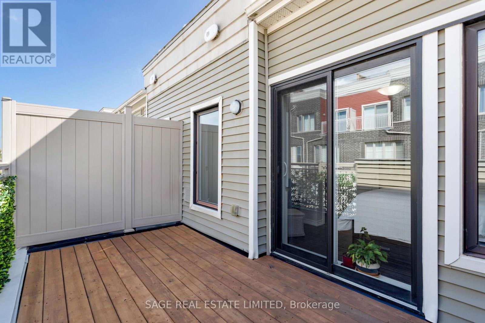6 - 135 Long Branch Avenue, Toronto, Ontario  M8W 0A9 - Photo 34 - W12432236