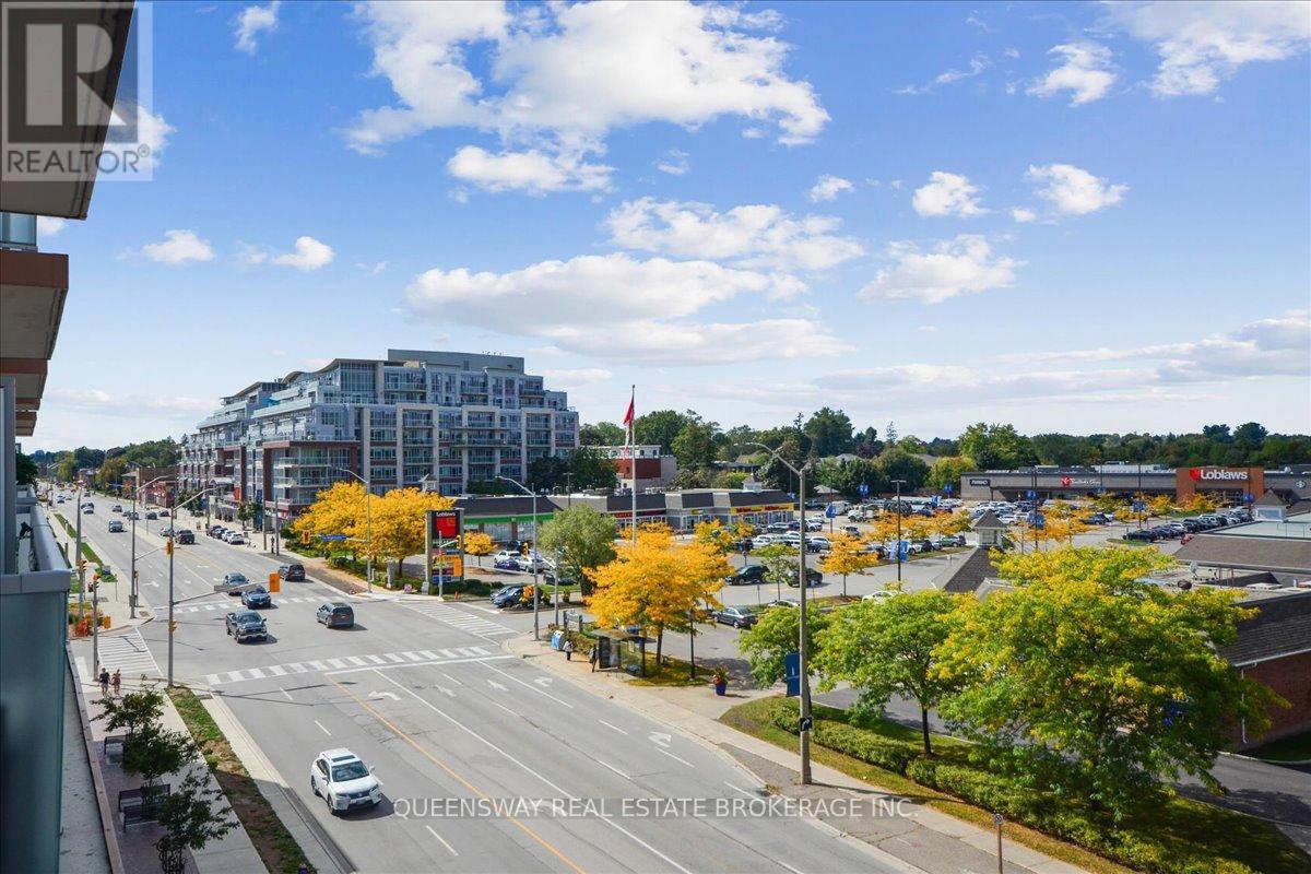 443 - 215 Lakeshore Road W, Mississauga, Ontario  L5H 0A7 - Photo 15 - W12432238