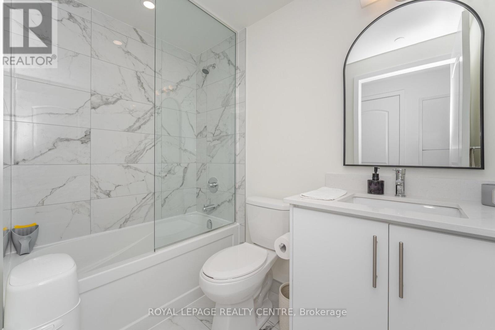 810 - 345 Wheat Boom Drive, Oakville, Ontario  L6H 7X4 - Photo 24 - W12432240