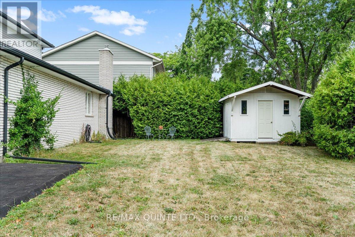 57 Kensington Crescent, Belleville, Ontario  K8P 4T4 - Photo 46 - X12294507