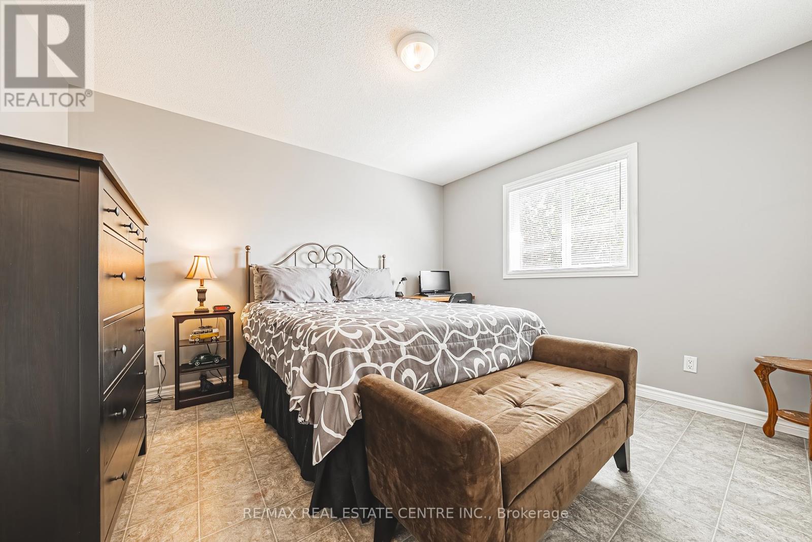 32 Water Street Pvt Street, Puslinch, Ontario  N1H 6H9 - Photo 22 - X12432135