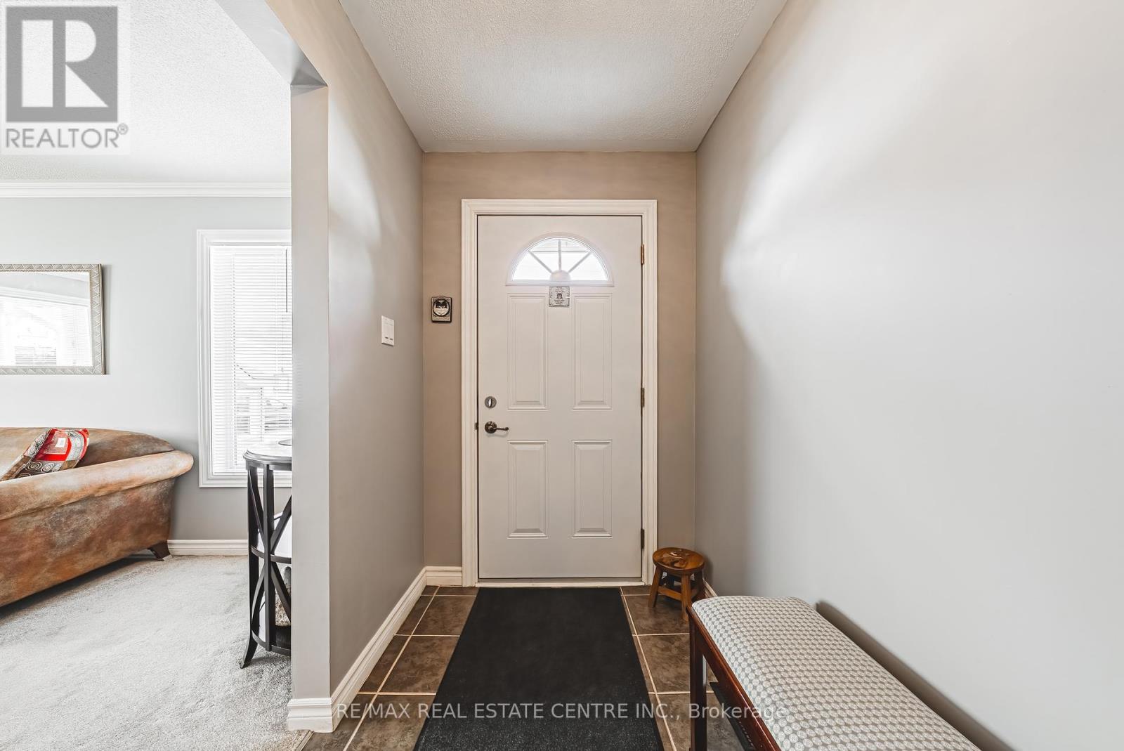 32 Water Street Pvt Street, Puslinch, Ontario  N1H 6H9 - Photo 4 - X12432135