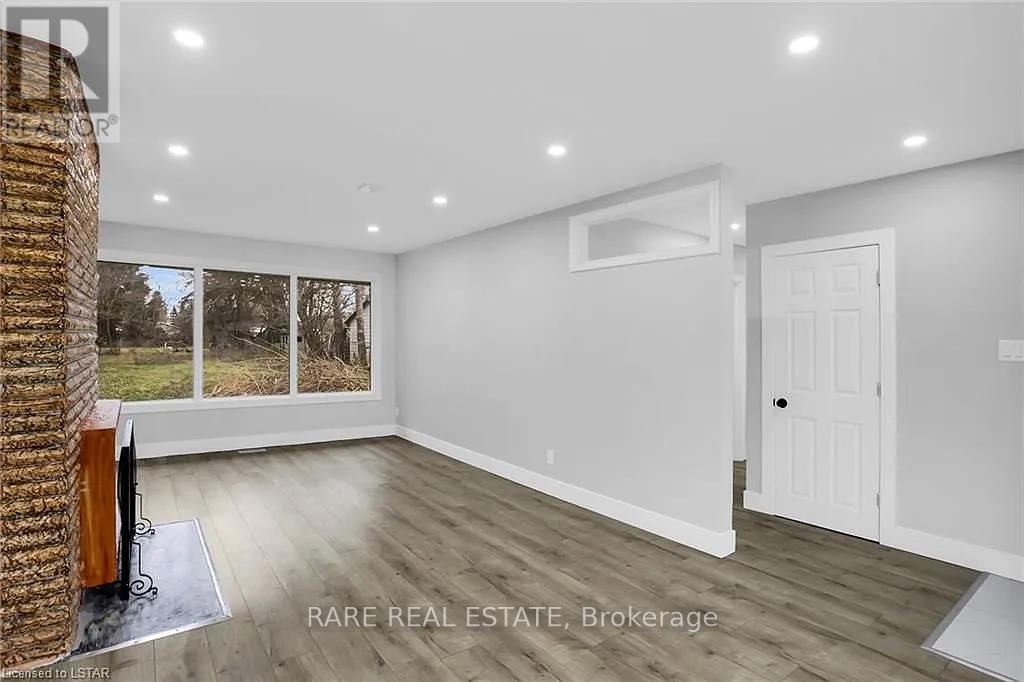 1615 Gore Road, London East, Ontario  N5W 1V1 - Photo 5 - X12432190