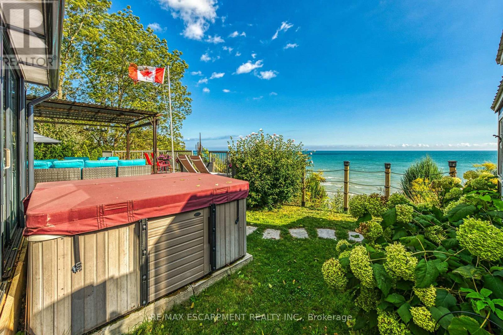 2023 Maple Boulevard, Norfolk, Ontario  N0A 1N2 - Photo 37 - X12432196