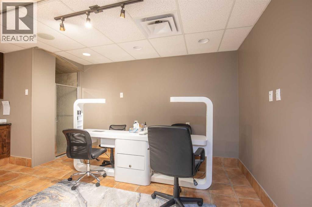 123 Main Street Street, Red Deer, Alberta  T4P 3E4 - Photo 23 - A2194223